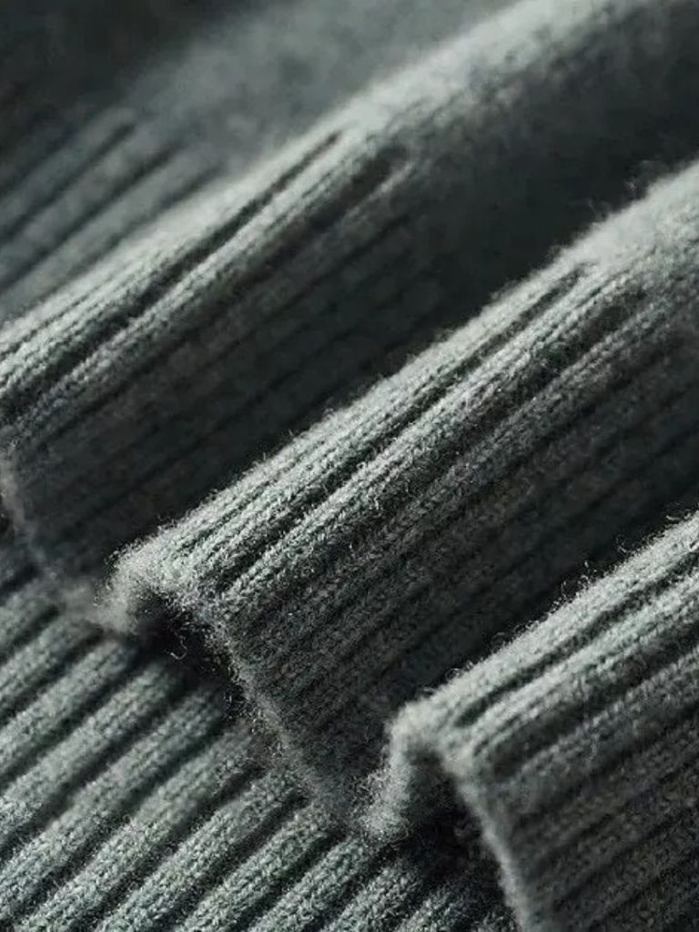 Dawes | Merino Wool Turtleneck Sweater