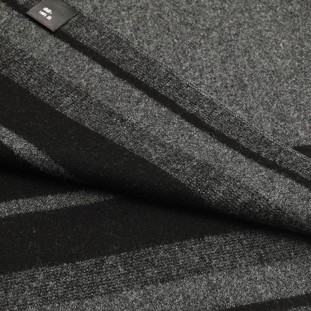 Julian | The Laurent Jacquard Scarf