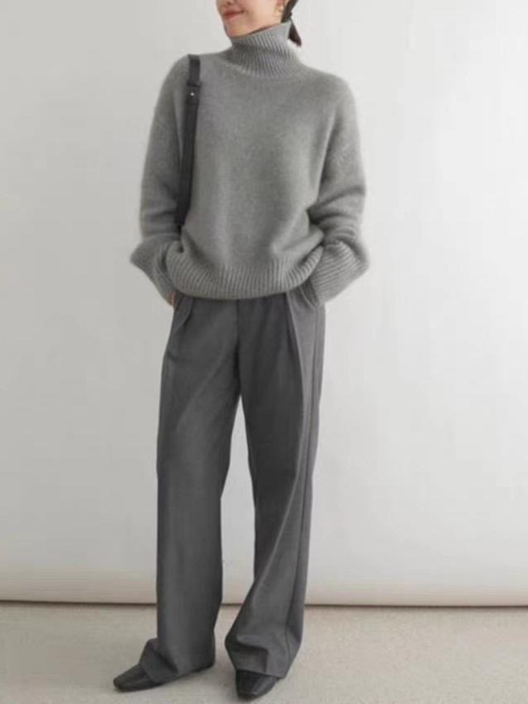 Nele | Luxe Turtleneck of Effortless Sophistication