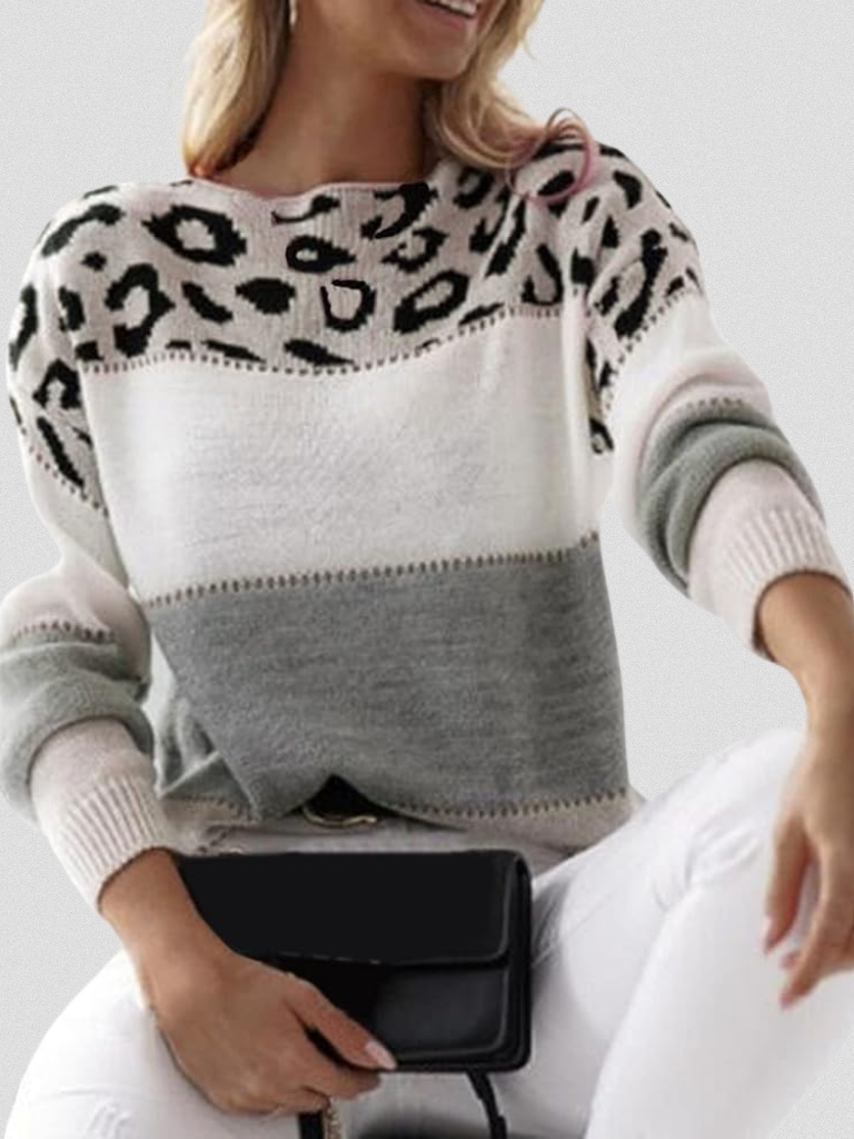 Emma | Sweater with Chic Leopard Accents