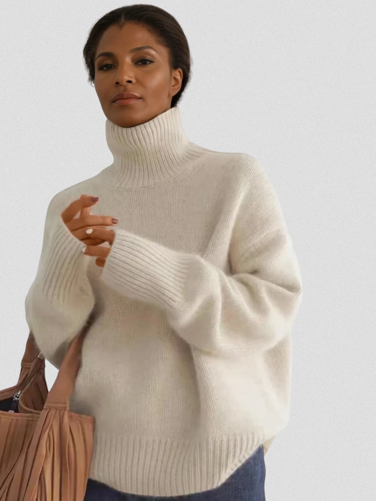 Nele | Luxe Turtleneck of Effortless Sophistication