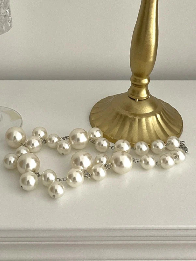 Maria | Bold Pearl Statement Necklace