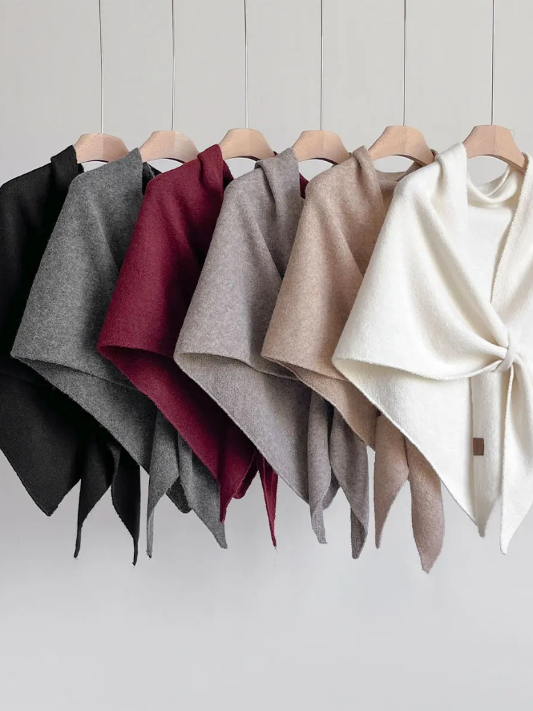 Merla | Cozy Autumn Wrap
