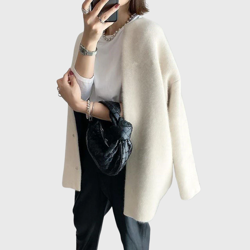 Chloe| Elegant Cashmere Cardigan