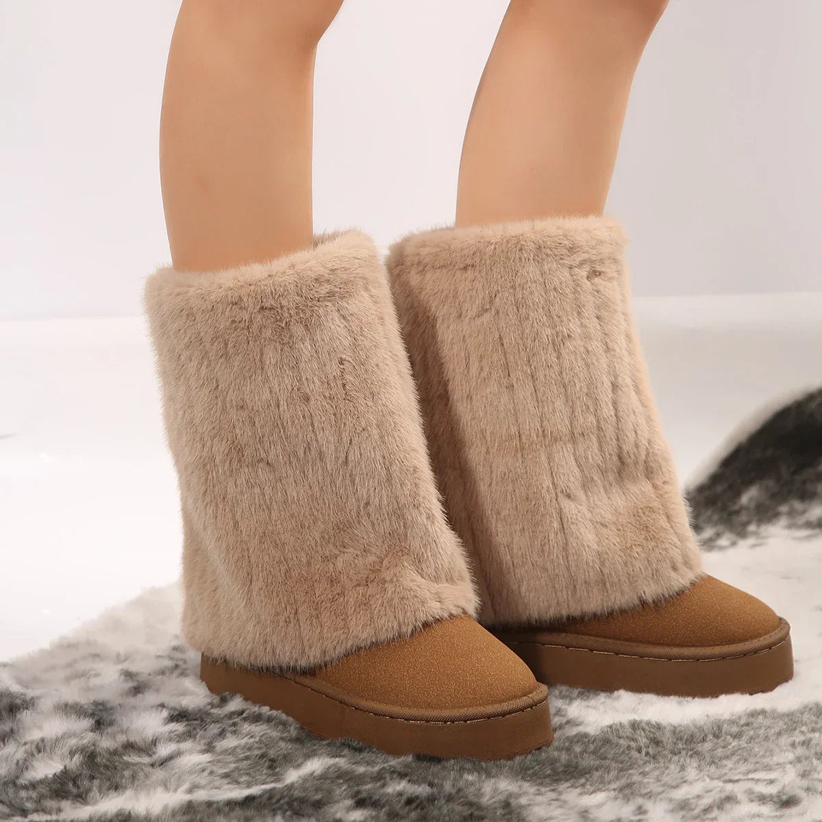 Chloe | Elegant Cold Weather Step