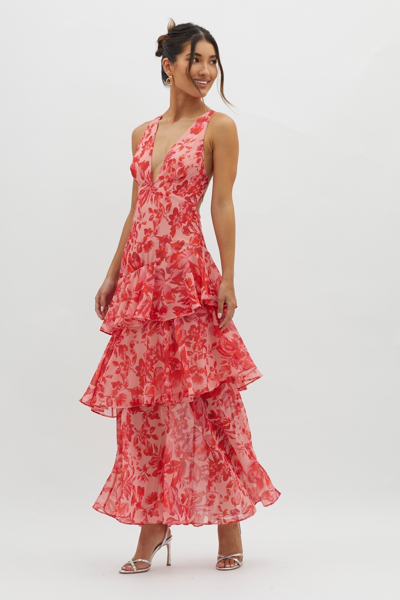 Everlee | Flirty Ruffle Tiered Midi Dress