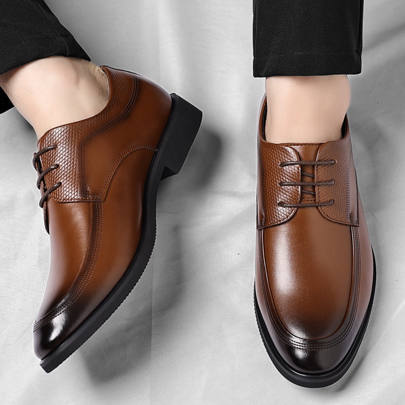 Levi | GLEAMING LEATHER OXFORD SHOES