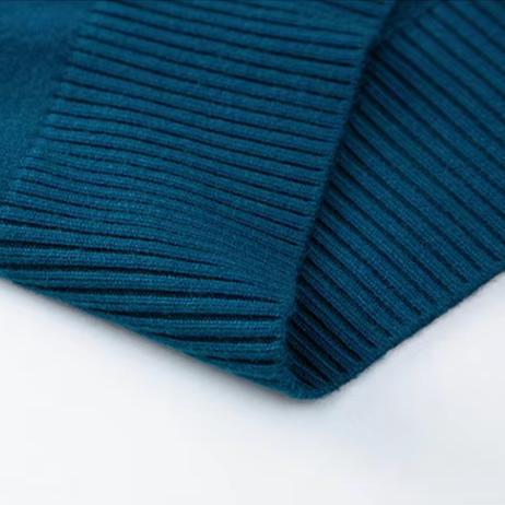 William | Cashmere Blend Turtleneck