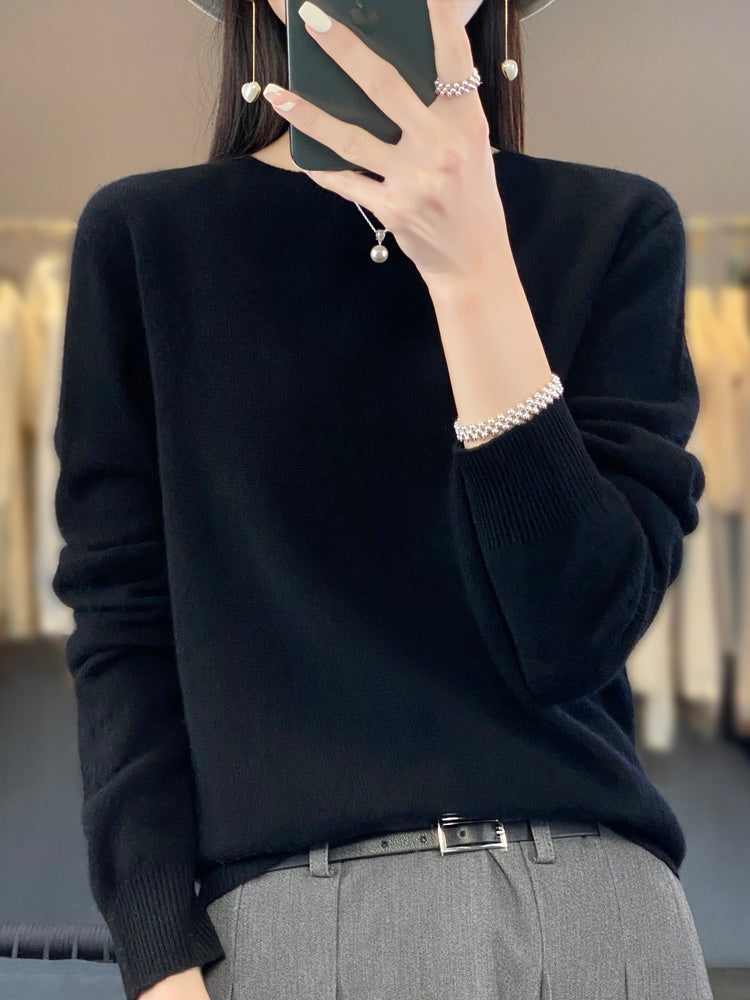 Rizalinda | Relaxed Elegance Pullover