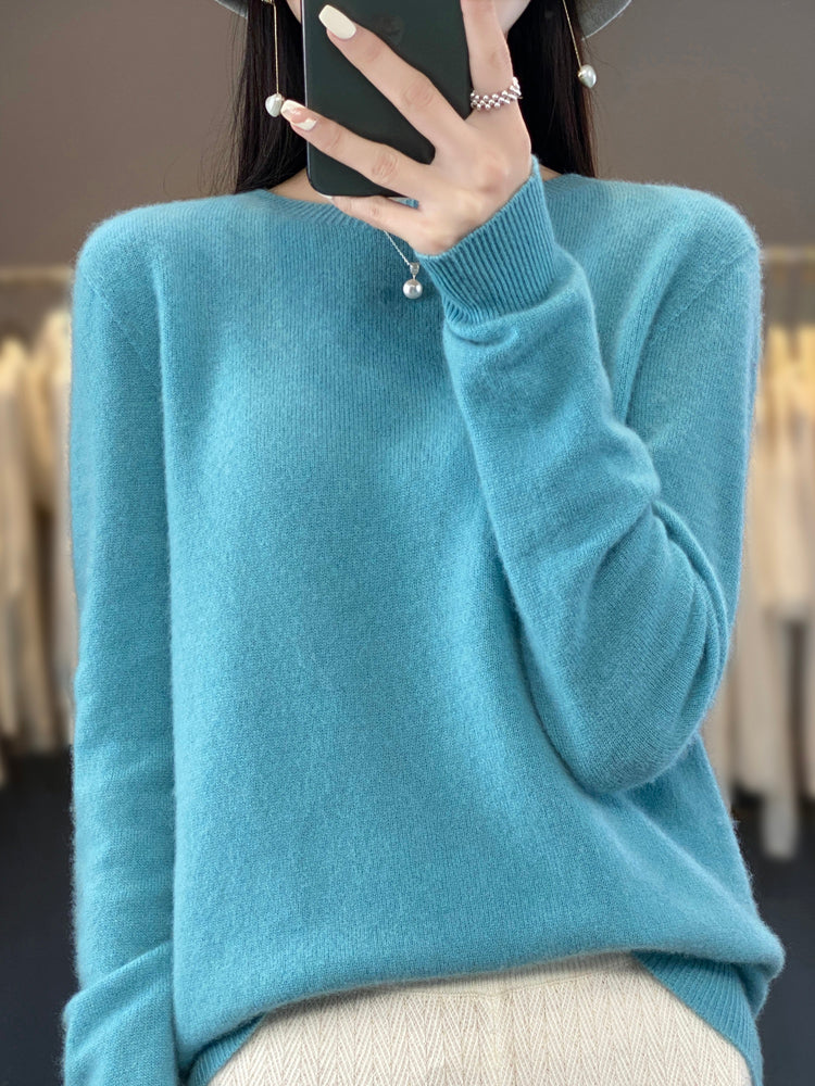 Rizalinda | Relaxed Elegance Pullover