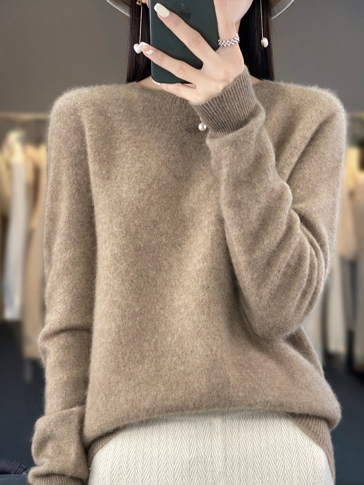 Rizalinda | Relaxed Elegance Pullover