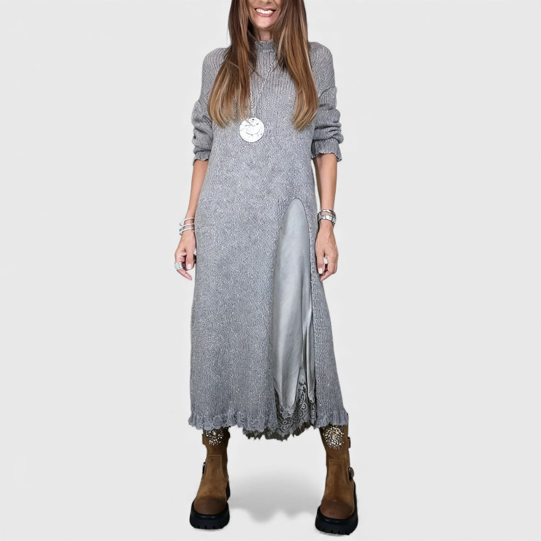 Elara | Elegant Layered Knit Outfit