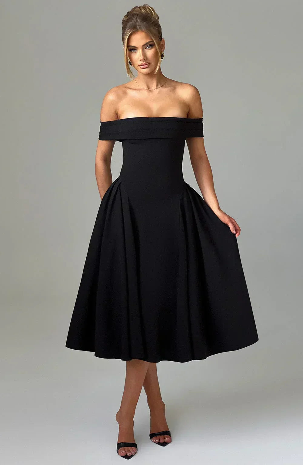Elegant Midi Dress Alexander Saint