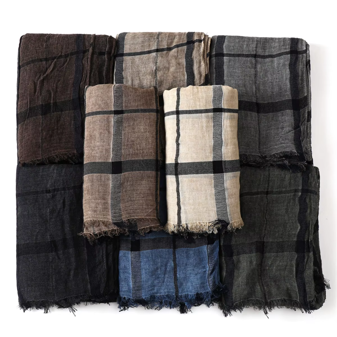 Maison|  Arnaud Scarf