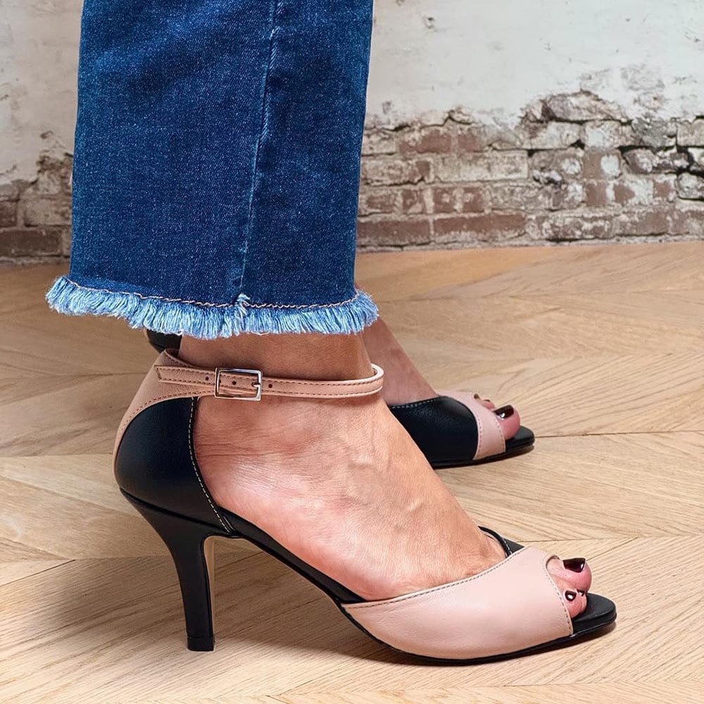 Maribel | Mid-Heel Classic Pumps