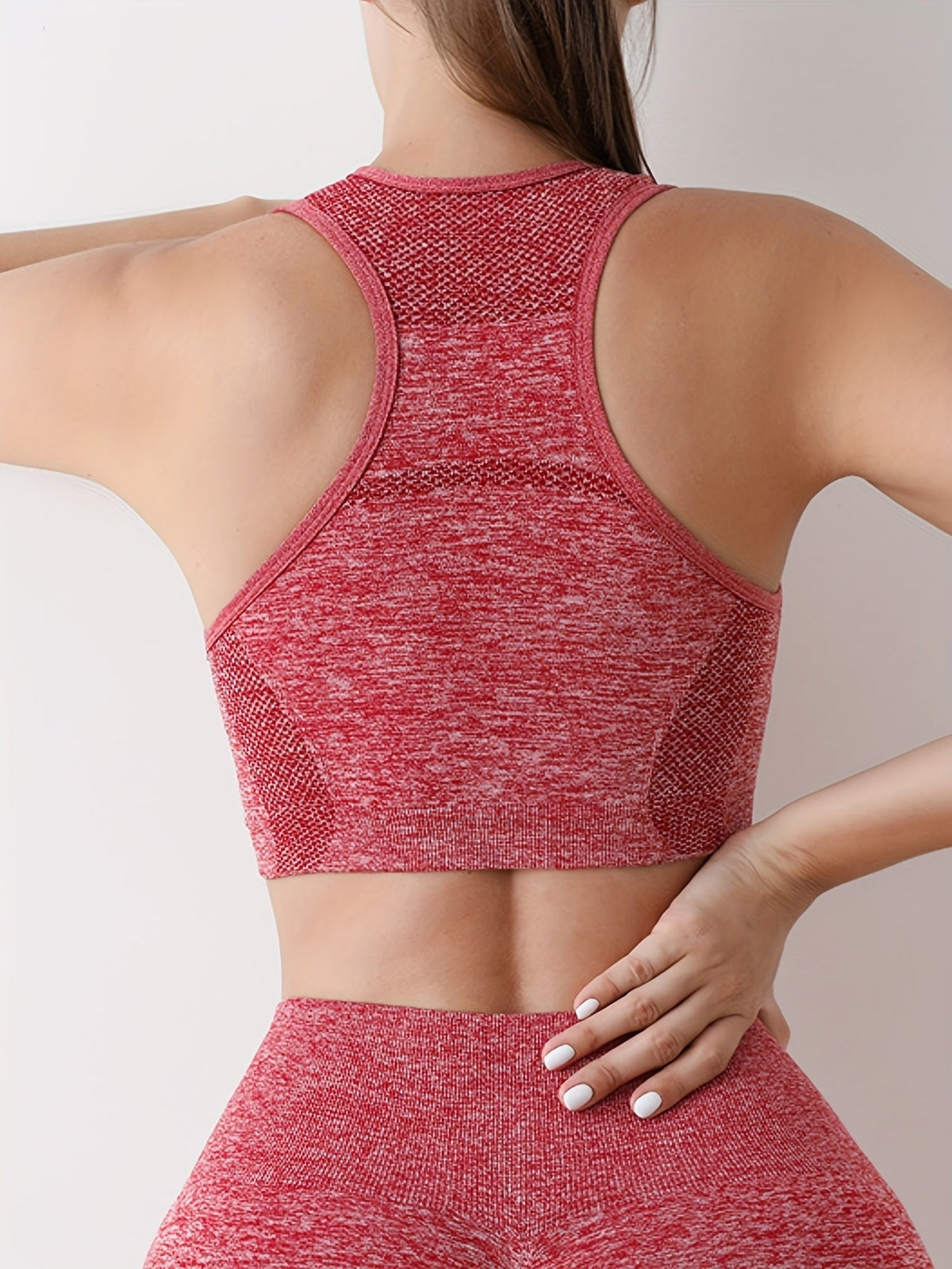 Mila | Focused Support Active Top
