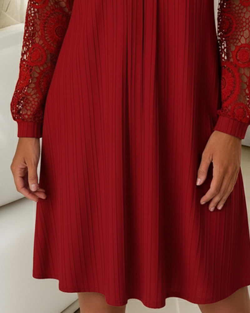 Katherine | Elegant Lace Moment
