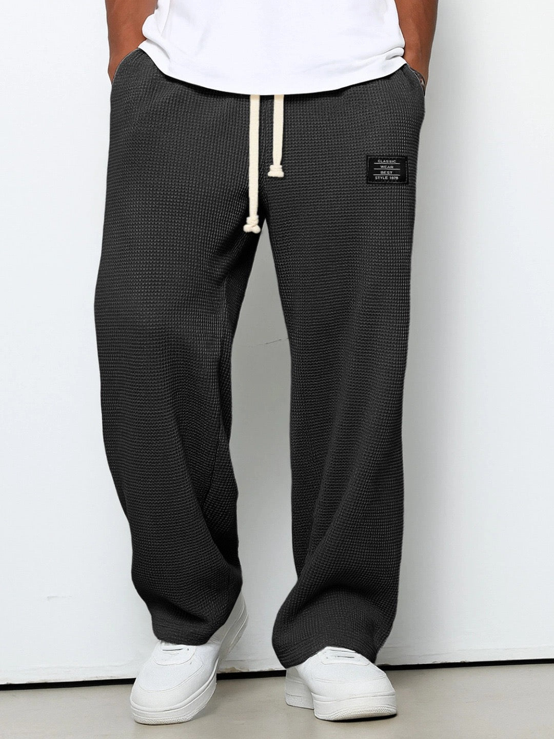 Relaxed Fit Drawstring Pants