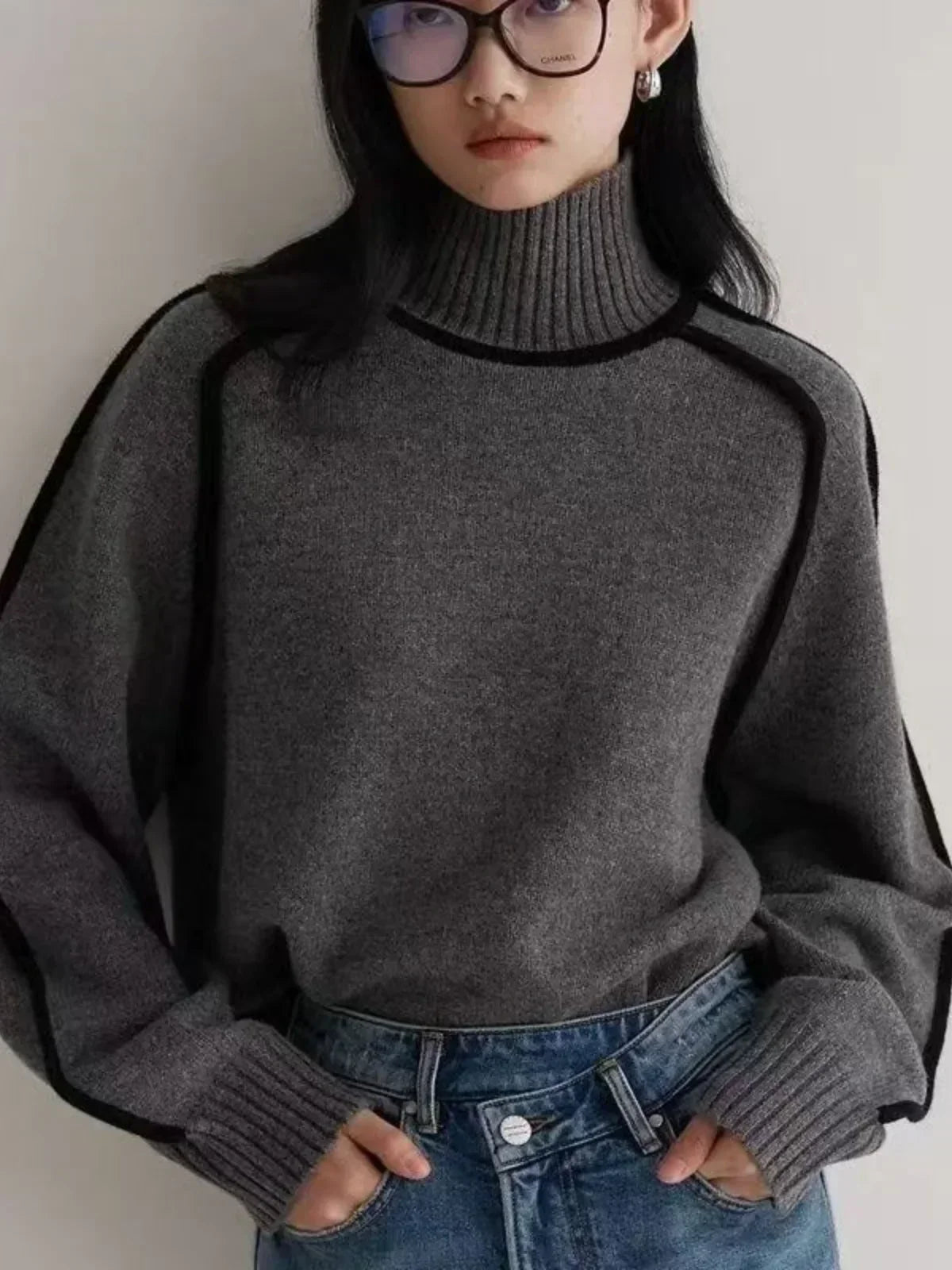 Donna | Elegant Turtleneck sweater