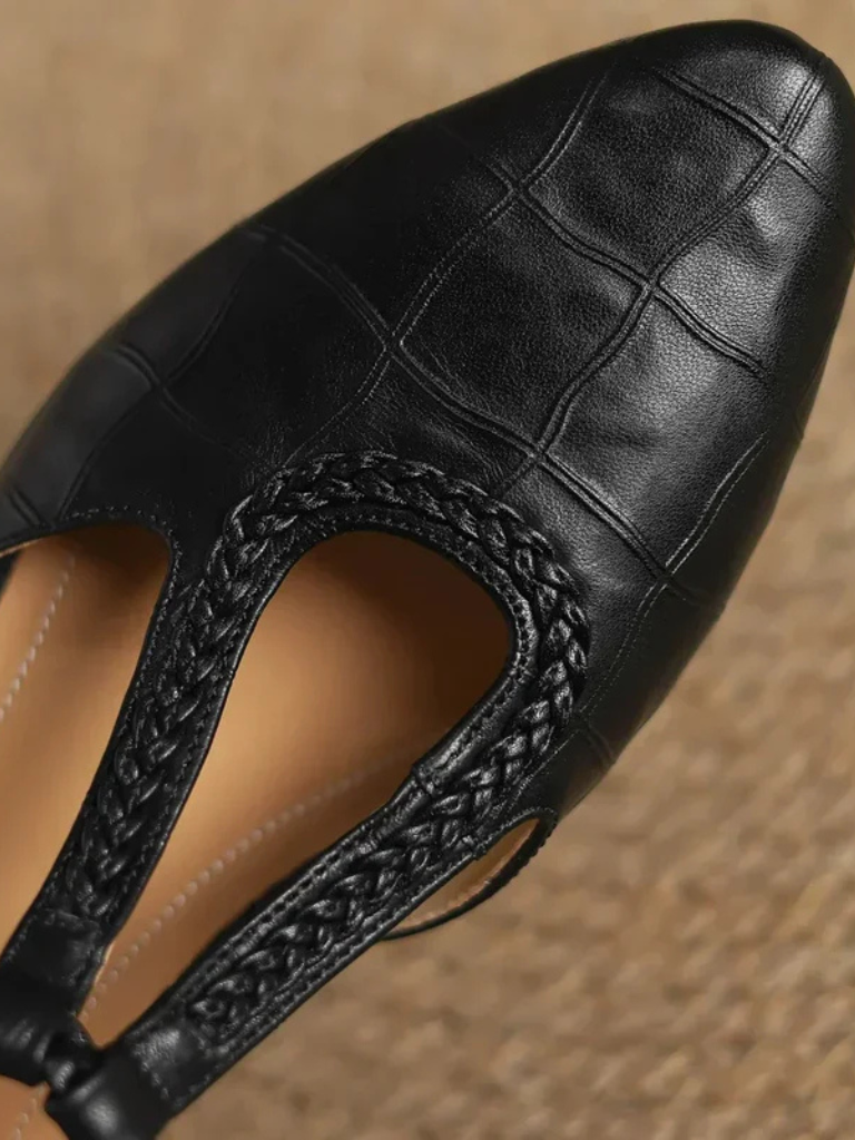 Aveline | Mary Jane Shoes of Timeless Elegance