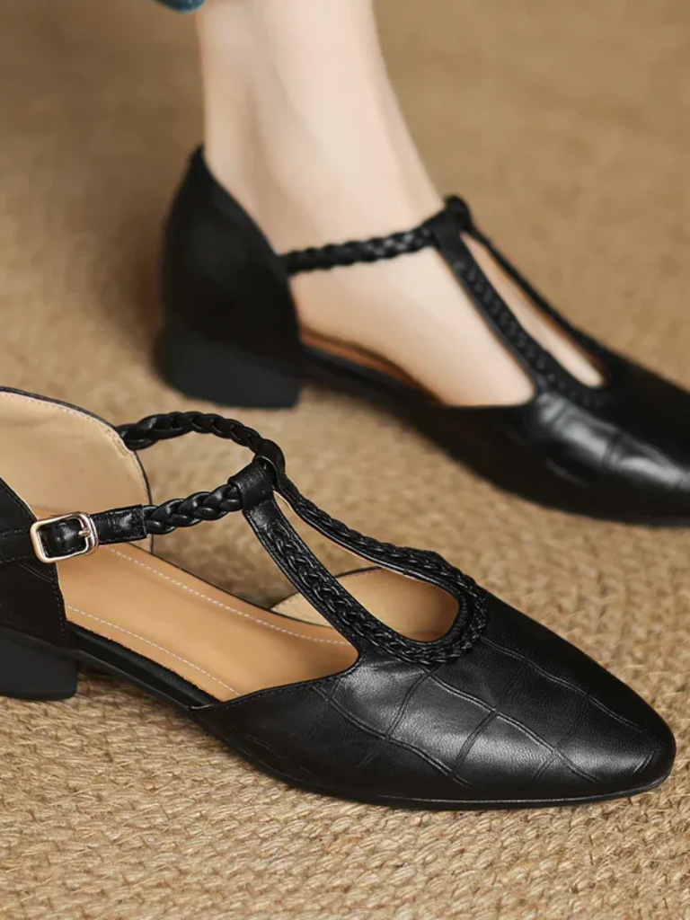 Aveline | Mary Jane Shoes of Timeless Elegance