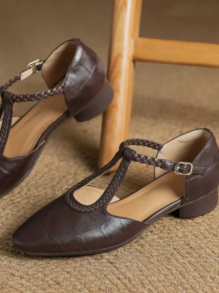 Aveline | Mary Jane Shoes of Timeless Elegance