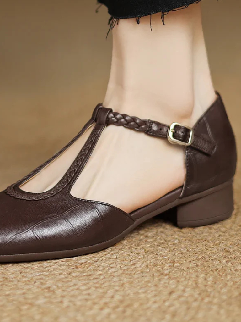 Aveline | Mary Jane Shoes of Timeless Elegance