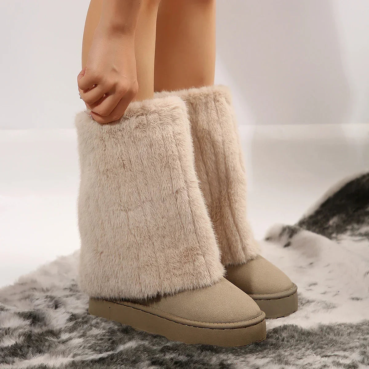 Chloe | Elegant Cold Weather Step