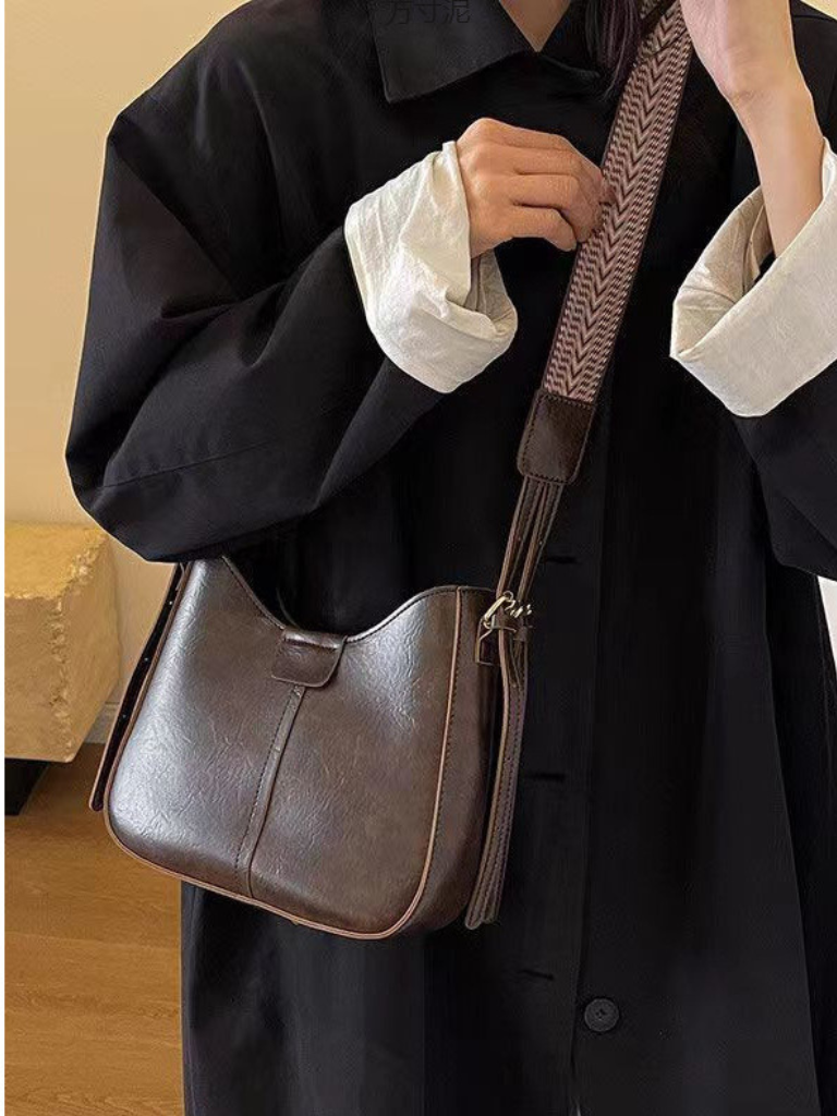 Cyrille | Bolso Crossbody de Elegancia Minimalista