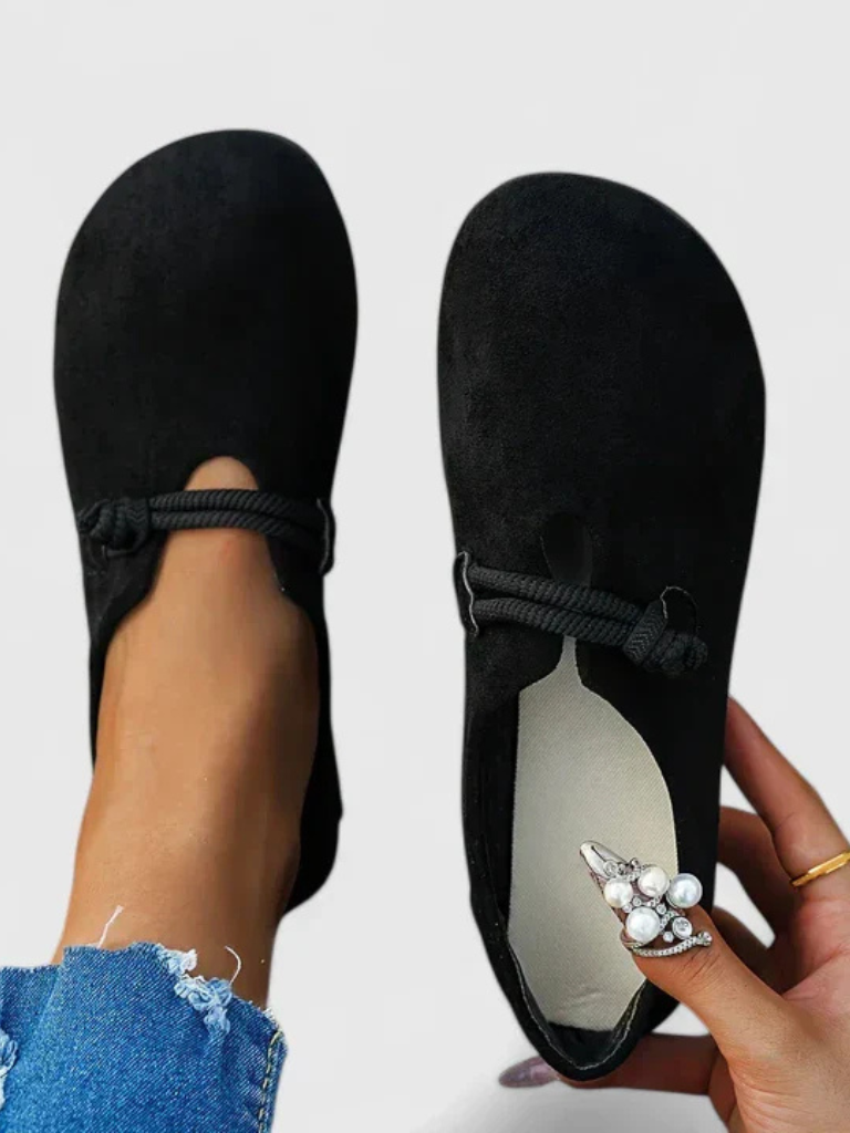 Avelisse | Everyday Comfort Slip-Ons