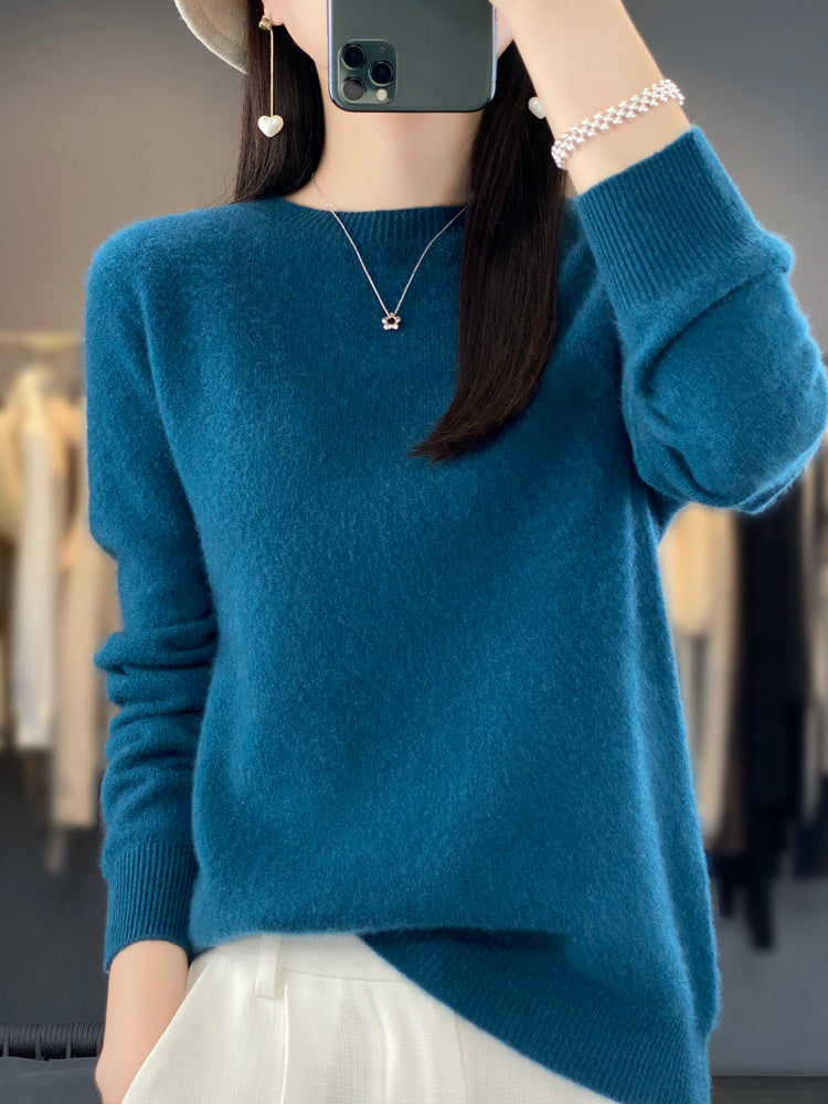 Rizalinda | Relaxed Elegance Pullover