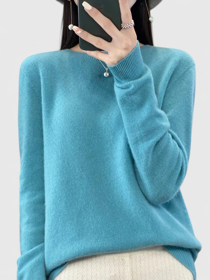 Rizalinda | Relaxed Elegance Pullover